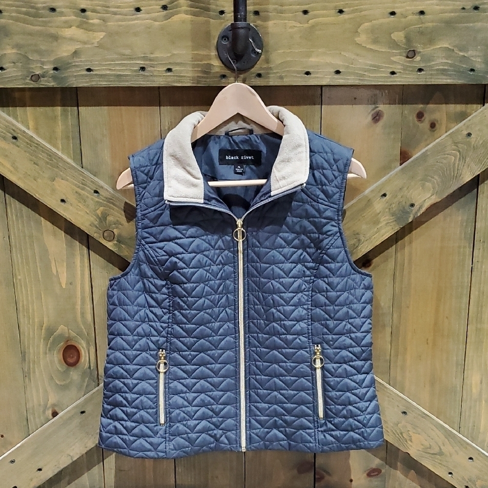 Black Rivet Blue Quilted Vest Lightweight Sleeveless